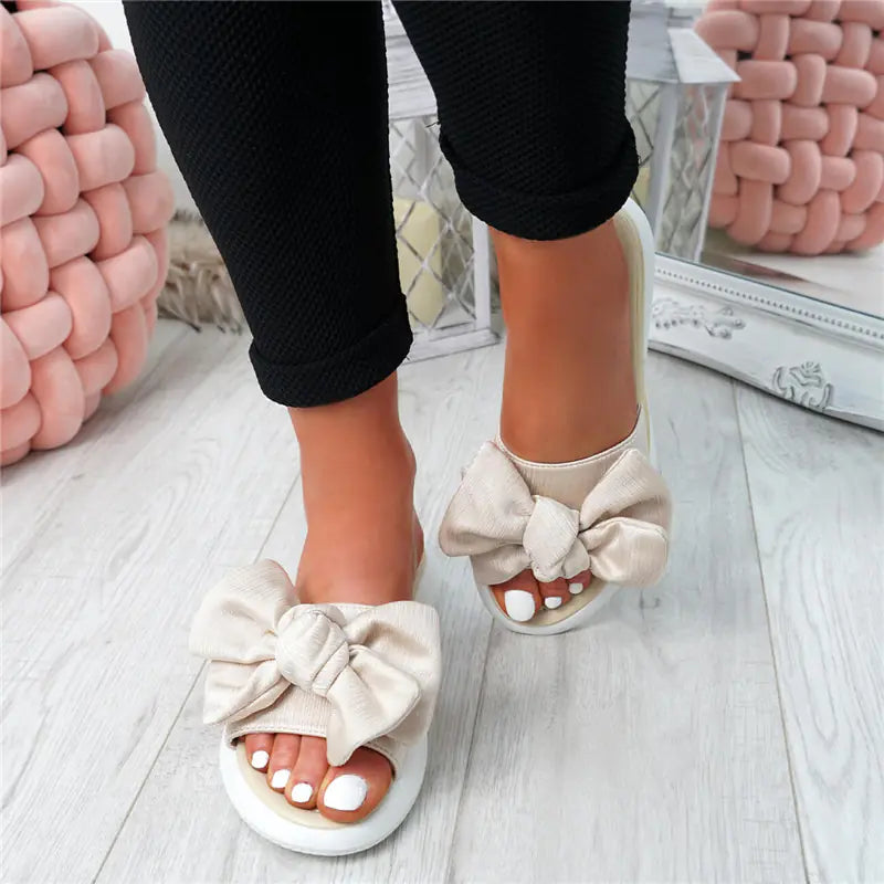 Bow Sandals and Beach Sandals Collection
